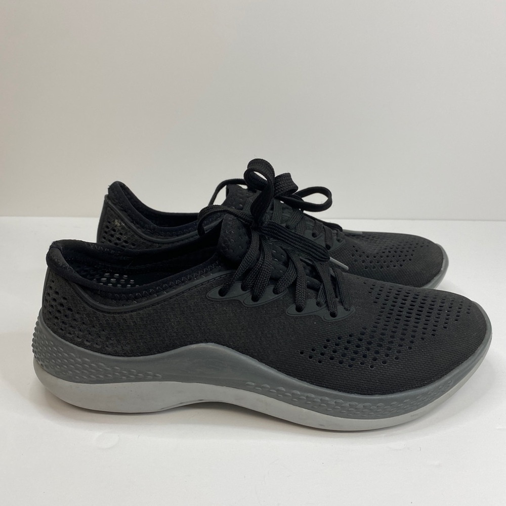 Women’s Crocs lite ride 360 Pacer 9